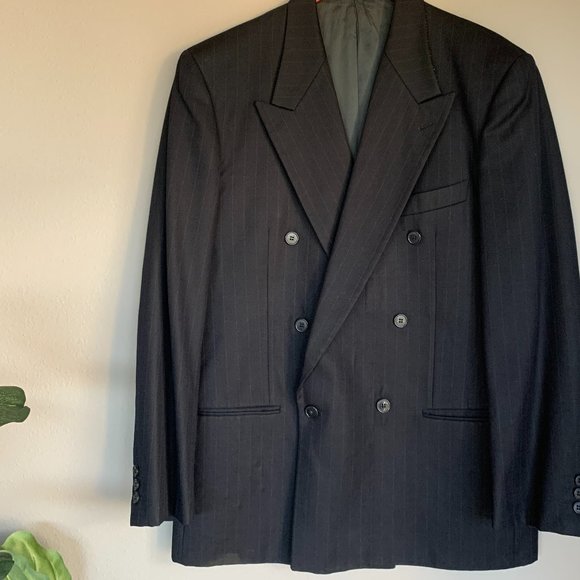 Mens double-breasted pinstripe suit - Picture 1 of 2
